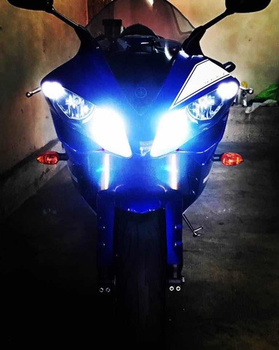 Yamaha R1