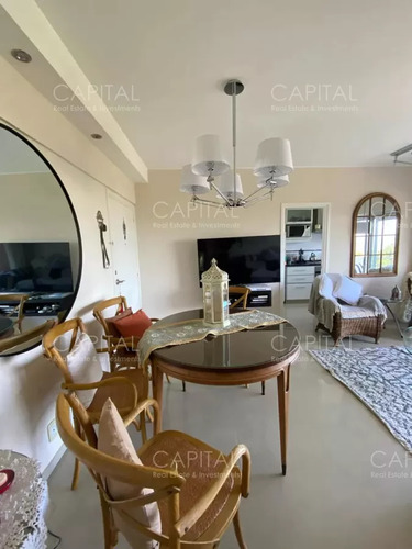 Apartamento De Un Dormitorio Con Vista Al Mar, Playa Mansa, Punta Del Este