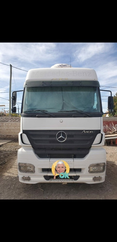 Mercedes Benz 2040