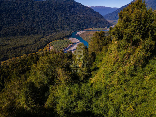 En Condominio Con Acceso Privado A Río