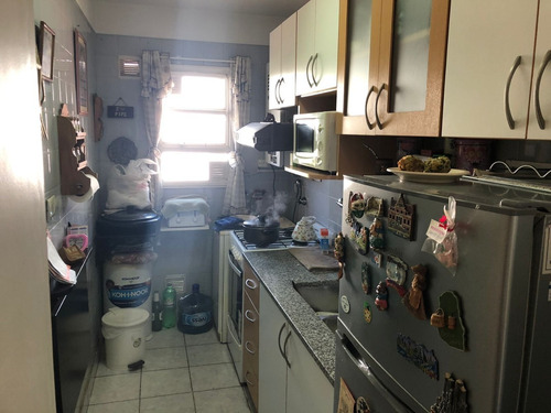 Imagen 10 de 14 de Departamento 3 Ambientes Al Frente Con Balcón - Excelente Ub