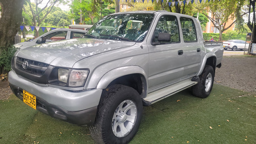 Toyota Hilux 2.4 Ex Hi Rider Plus