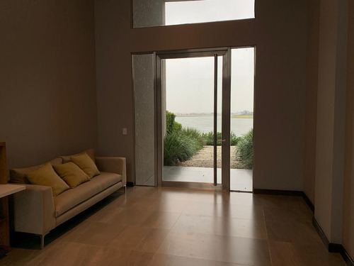 Venta Depto.3 Amb. Sobre El Lago Central En Acqua Golf, Nordelta