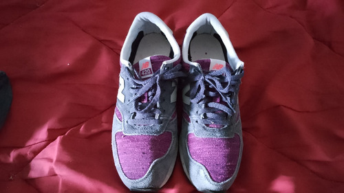 Championes Granate-gris New Balance De Dama N° 40-41