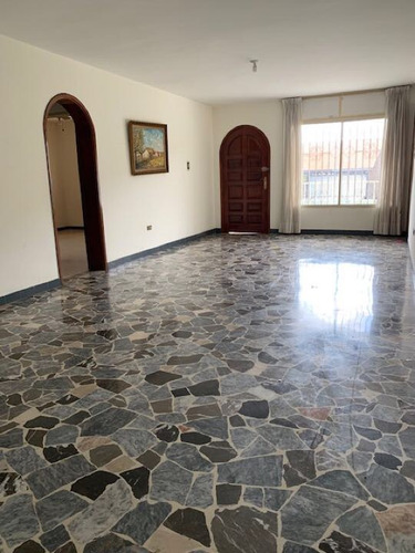 Imagen 2 de 30 de Vendo Casa 460m2 6h/6b/8p El Marqués 6590