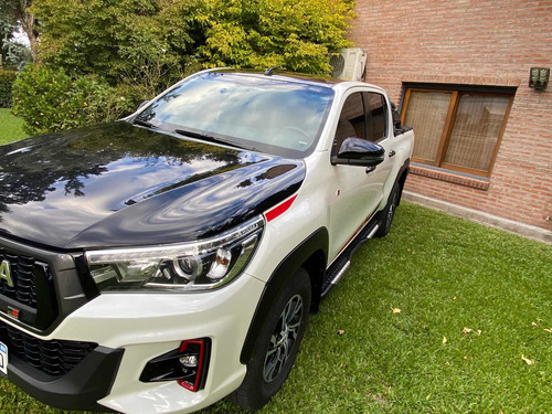 Toyota Hilux Gr 2 V6 4x4 T/a