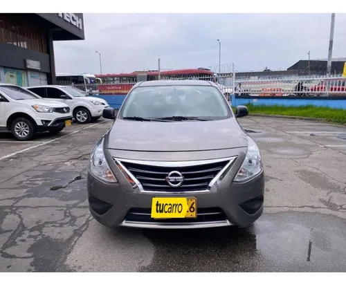 Nissan Versa 1.6 Advance