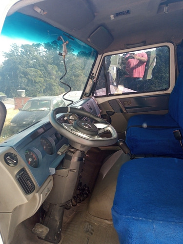 Imagem 3 de 14 de Vw 8150e Delivery
