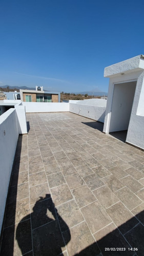 Imagen 3 de 17 de En Venta Linda Casa A Estrenarse En Fracc. Tehuicil Con Amplio Jardin Y Alberca Apta A Creditos