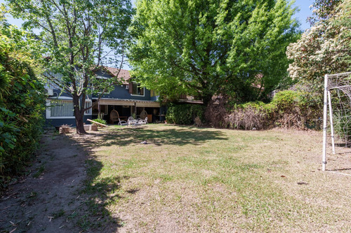 Casa Venta Fisherton 3 Dormitorios Cochera Jardin