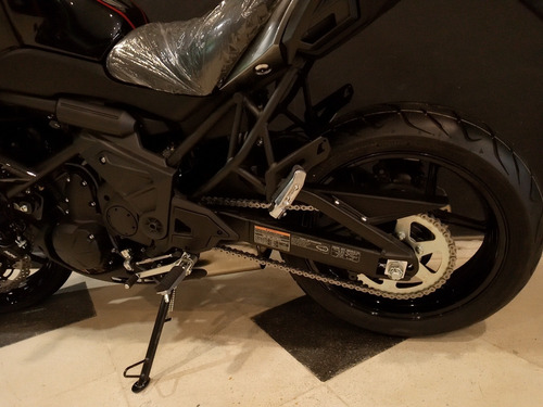 Kawasaki Versys 650 2021 0km Negra