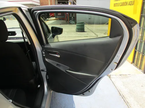 Mazda 2 1500cc At Aa
