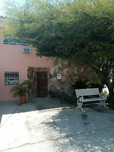 En Venta Townhouse En Naguanagua