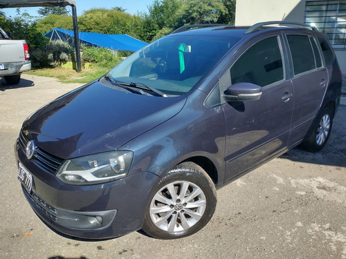 Volkswagen Suran 1.6 Trendline 11b 2012
