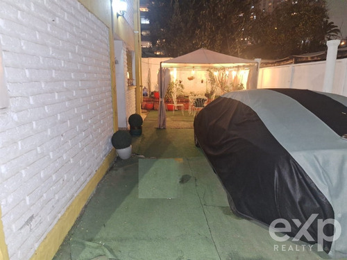 Casa En Venta En Ñuñoa