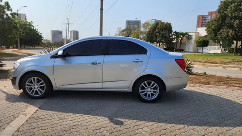 Chevrolet Sonic 1.6 Lt 5 p Automática