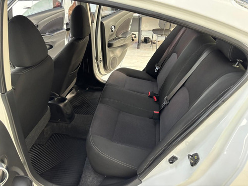 Nissan Versa 1.6 16V FLEXSTART SV 4P MANUAL