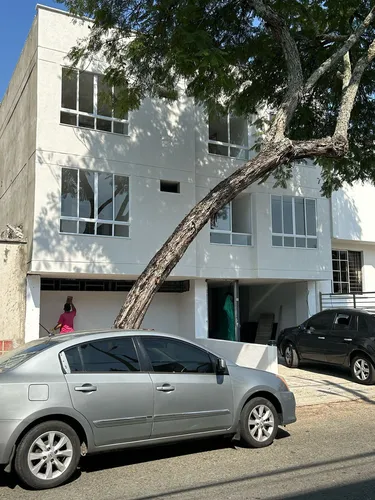 Edificio En Venta En El Ingenio. Cod V11666
