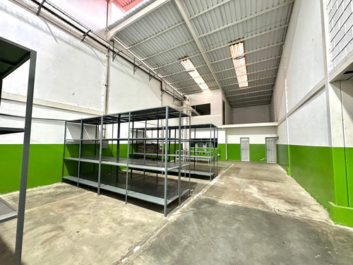 Ms Galpón En Venta En Zona Industrial De Paramillo