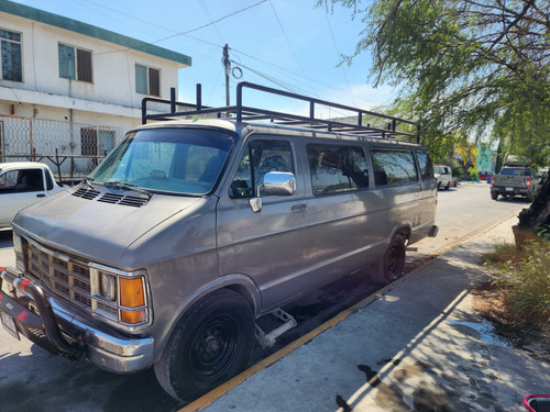 Dodge Ram Wagon 3p Maxi Wagon 3500 15 Pasajeros V8 Mt