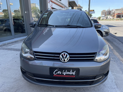 Volkswagen Suran 1.6 Highline 101cv
