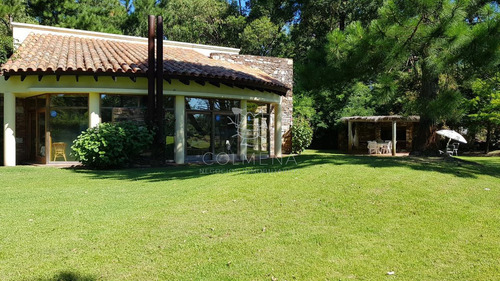 Muy Buena Casa En Solanas A 2 Cuadras De La Playa