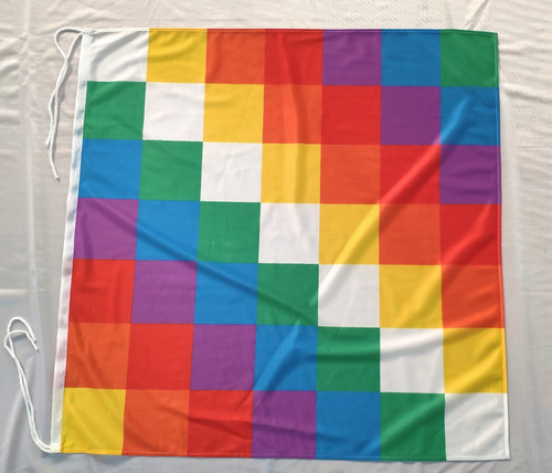 Bandera Pueblos Originarios Wiphala De 90 X 90 Cm