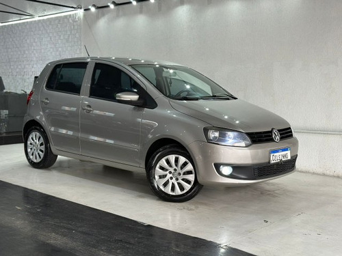 Volkswagen Fox Fox 1.0 MI TREND 8V FLEX 4P MANUAL