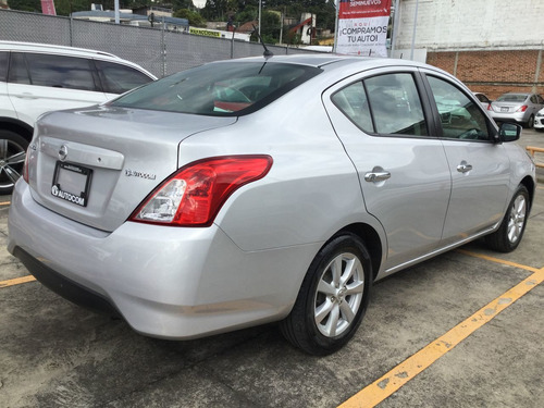 Imagen 10 de 15 de Nissan Versa 4 Puertas
