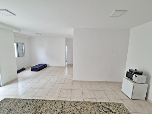 Apartamento 2 Dormitórios, Suíte, Sacada Envidraçada, Garagem, R$ 370 Mil, Em Praia Grande, Ap1390