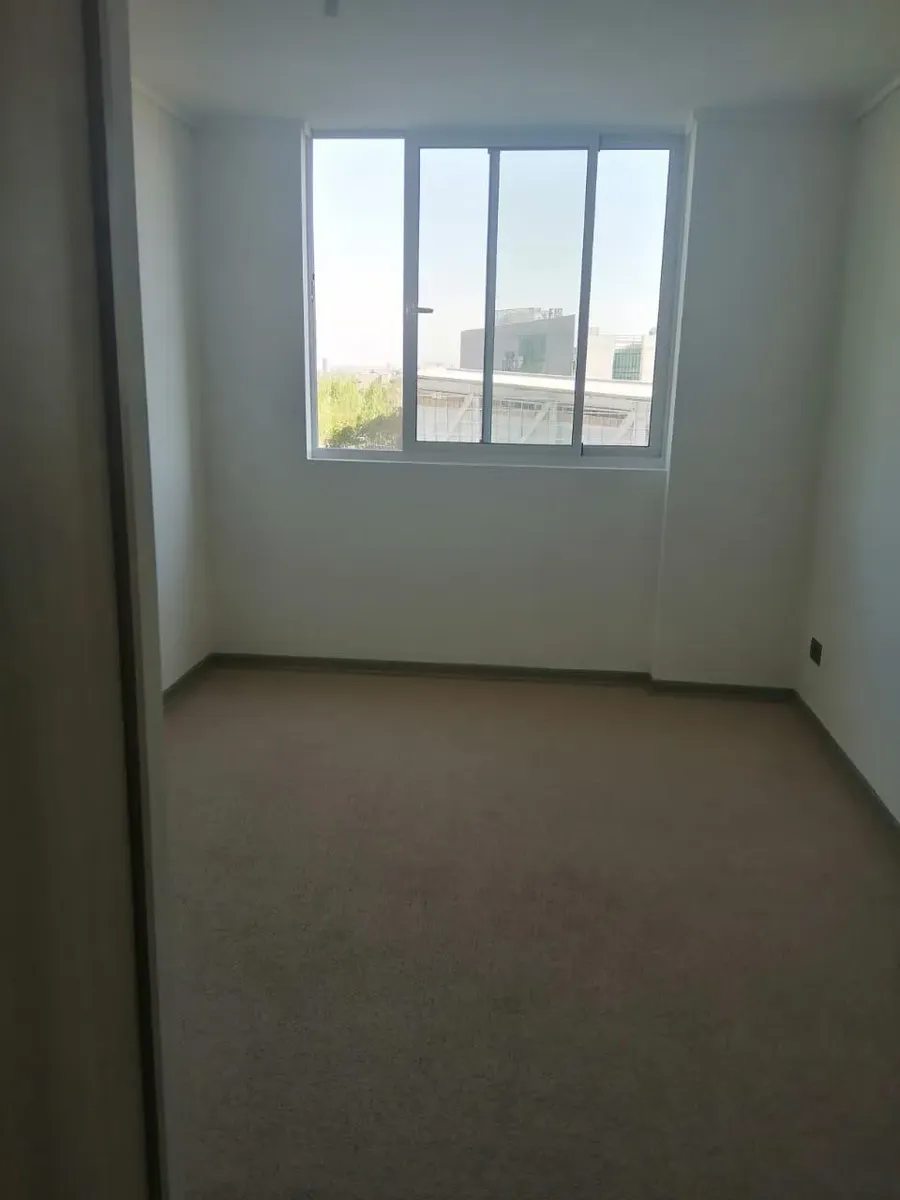 Imagen 5 de 18 de Edificio Dr Johow (1 Est. 1 Bod.) Vista Oriente Piso 10