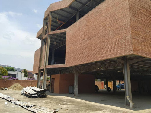 Venta Edificio Comercial T:1.664m2 C:3.000m2, La Trinidad