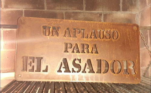 Imagen 2 de 3 de Cartel Chapa Óxido Un Aplauso Para El Asador 26x50cm