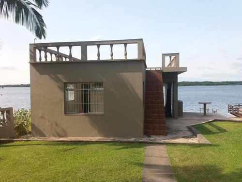 7 Dormitórios (5 Suítes) Frente Ao Mar Com Garagem Náutica No Parque Náutico Em Cananéia/sp - 0076 - 32622252