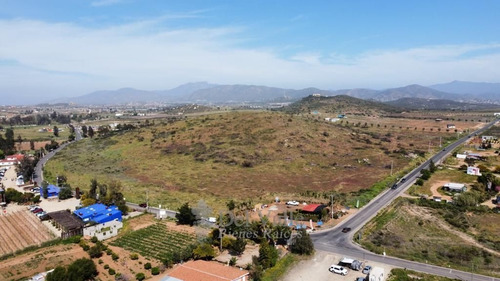 Imagen 1 de 7 de 1 A 5 Ha Frente A Casa Frida En Valle De Guadalupe!