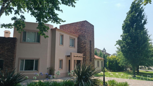 Imagen 11 de 30 de Oportunidad! Venta - Magnífica Casa En Sausalito - Bayugar Negocios Inmobiliarios