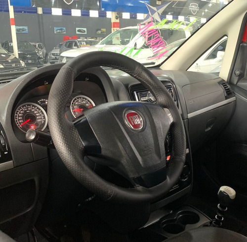 Imagem 10 de 15 de Fiat Idea 1.4 Mpi Attractive 8v 2013