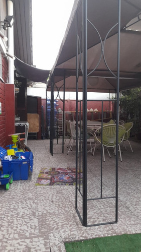 Acepto Ofertas Las Mercedes / Walker Martinez