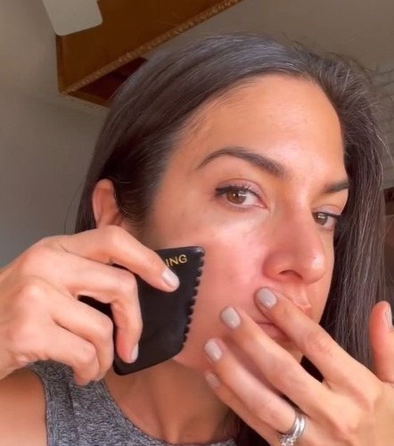 Imagen 8 de 8 de Piedra Herramienta Masaje Facial Gua Sha Obsidiana Modelos