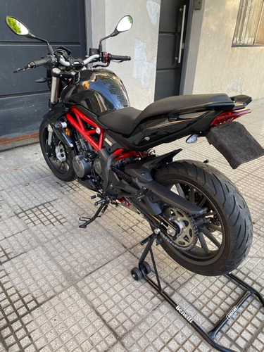 Imagen 6 de 11 de Benelli Tnt 300 Naked Negra Bicilindrica - Año 2020