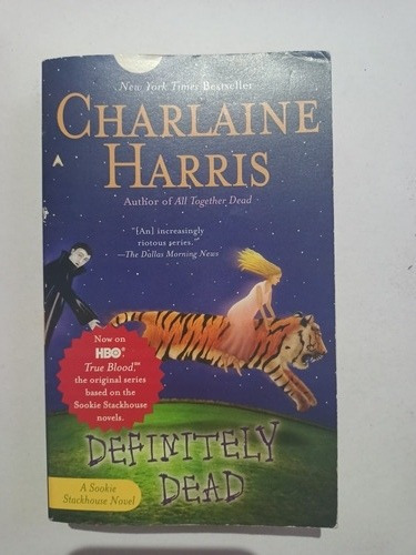 Libro En Inglés Charlaine Harris Definitely Dead 