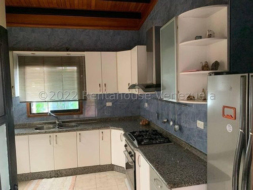 Imagen 9 de 30 de Casas En Venta En Villa Roca Cod # 23-9822 Negociable! Información Comunícate 412-1498654 Katty Vasquez. Mejor Precio, Oportunidad, Inversión, Moderna, Remodelada, Amplia, Espaciosa,hermosa!!!!!!!!!