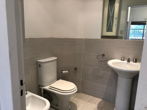 Imagen 10 de 10 de Alquiler De Departamento 3 Ambientes Con Dependencia - Recoleta