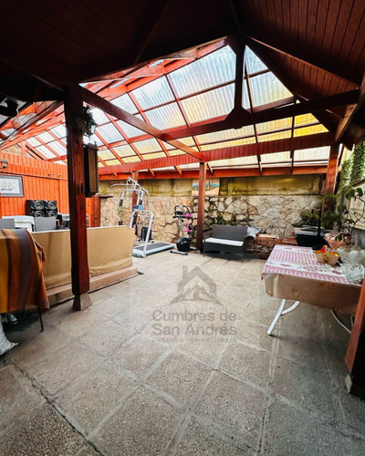 Se Vende Casa - Lomas San Sebastian