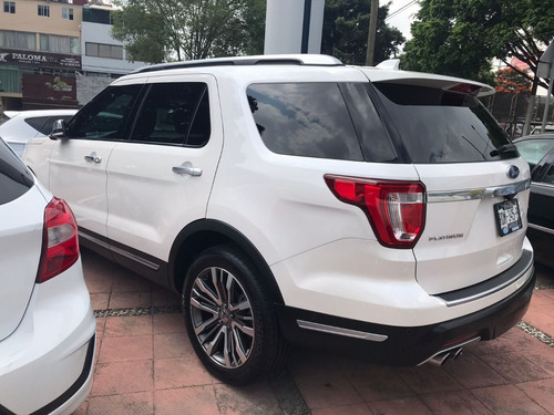 Imagen 3 de 15 de Ford Explorer Platinum 2018