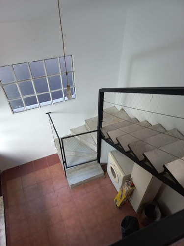 Imagen 3 de 23 de Ph 3 Ambientes Tipo Loft Apto Profesional, 2 Dormitorios, Toilette Y Baño, Pequeña Terraza Escalonada, Patio.