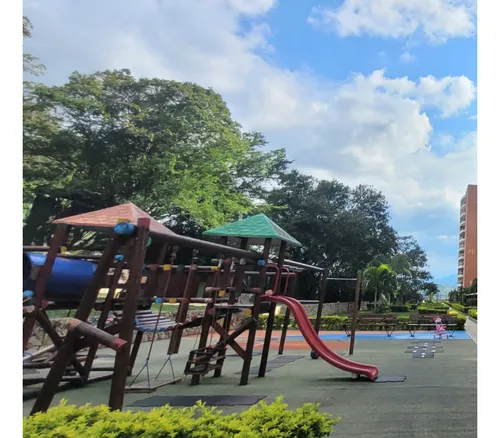Venta Apartamento De 112mts2 En Los Cristales, Oeste De Cali 13412-1
