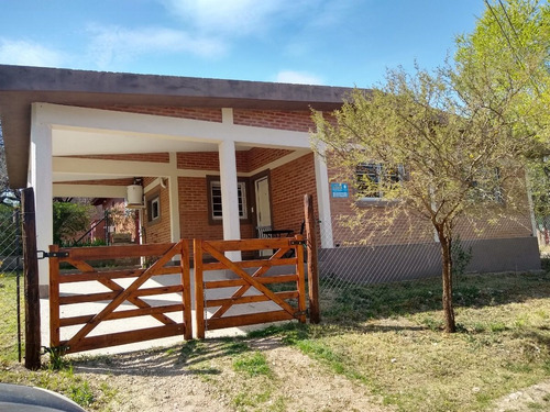 Imagen 1 de 16 de Casa En Alquiler En Mina Clavero, Cordoba A 1 Cuadra Del Rio Valle De Traslasierra Suy