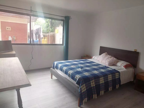 Se Vende Gran Propiedad Con Excelente Ubicación Céntrica.
