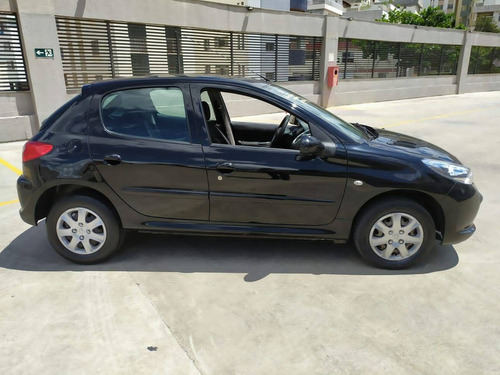 Imagem 6 de 13 de Peugeot 207 1.4 Xr 8v Flex 4p Manual